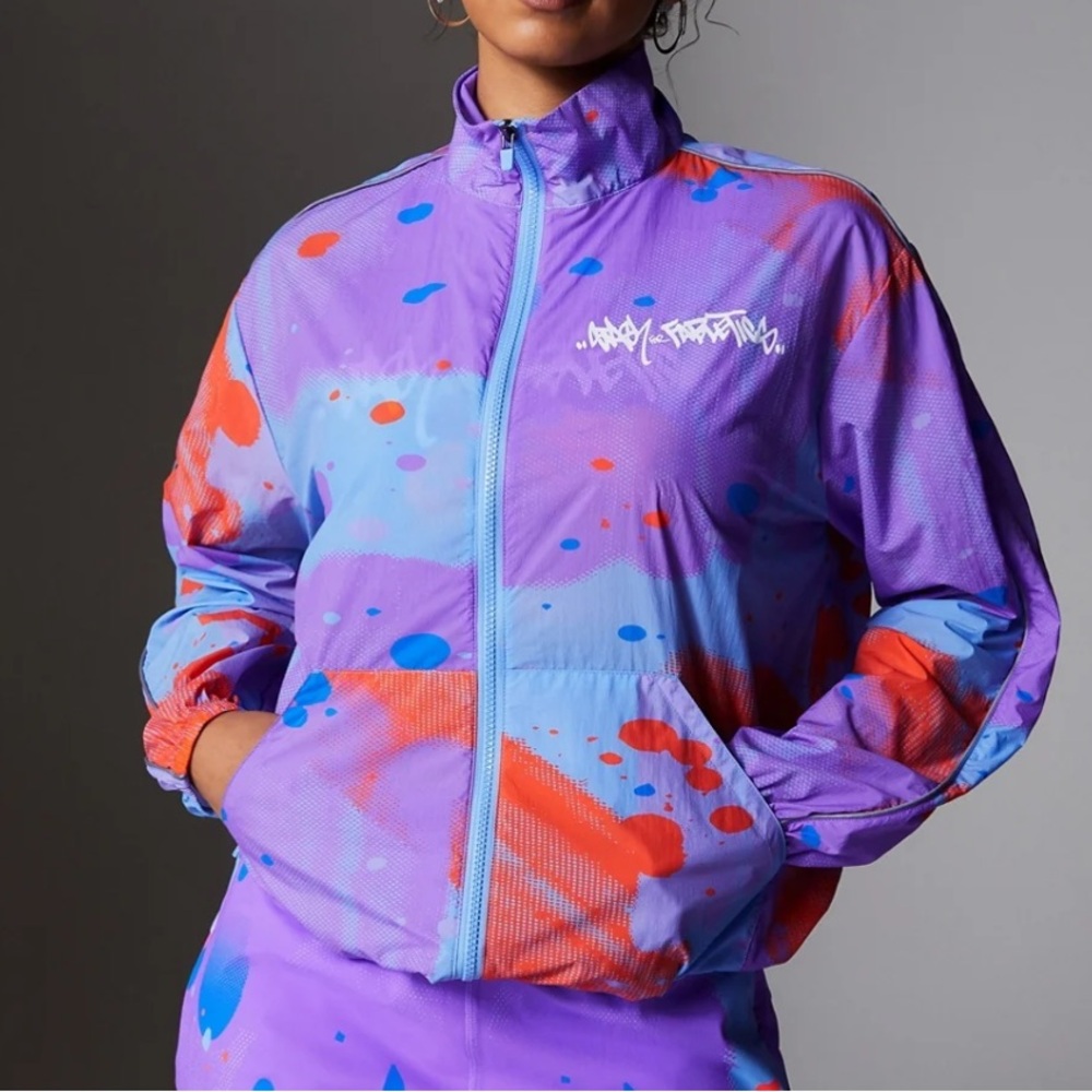 Fabletics Oversized Flyweight Windbreaker
